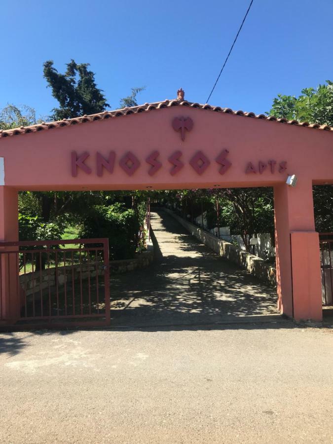 Pánormos Knossos 아파트 호텔 외부 사진